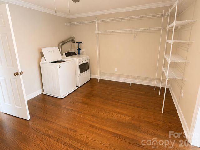 4215 3rd Street NW, Hickory, NC 28601