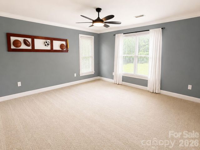 4215 3rd Street NW, Hickory, NC 28601