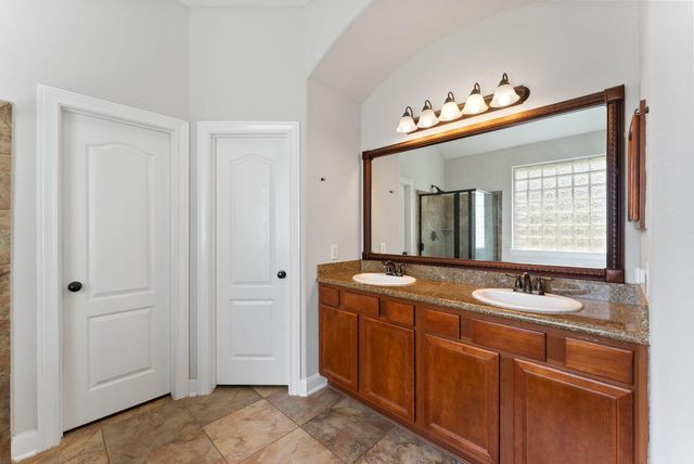 15 Tillamook Court, Spring, TX 77389