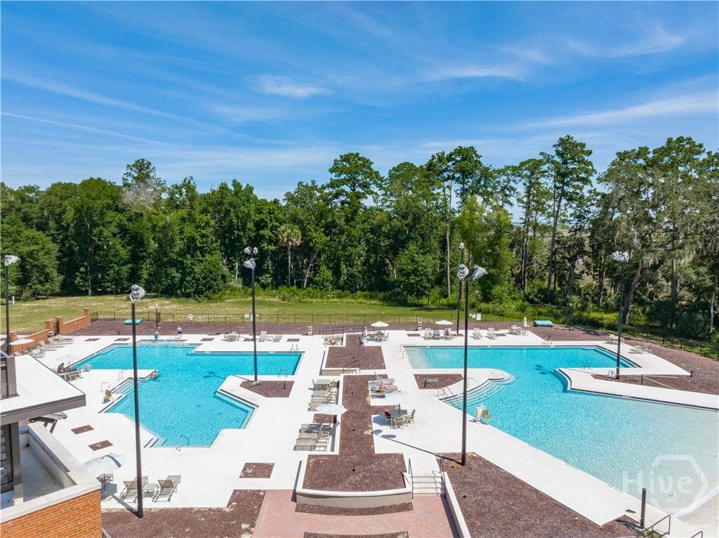 Image 14 of property listing at 164 Chatham Lane, Richmond Hill, GA 31324