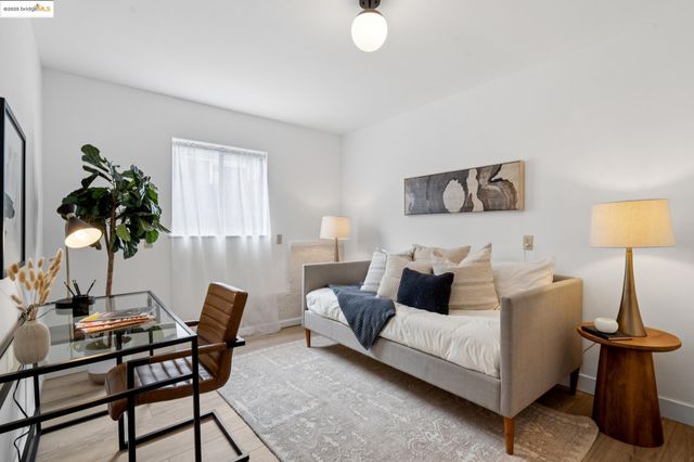 3903 Canon Ave, Oakland, CA 94602
