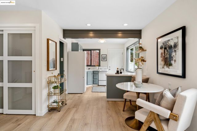 3903 Canon Ave, Oakland, CA 94602