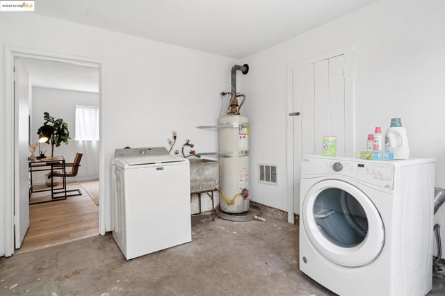 3903 Canon Ave, Oakland, CA 94602