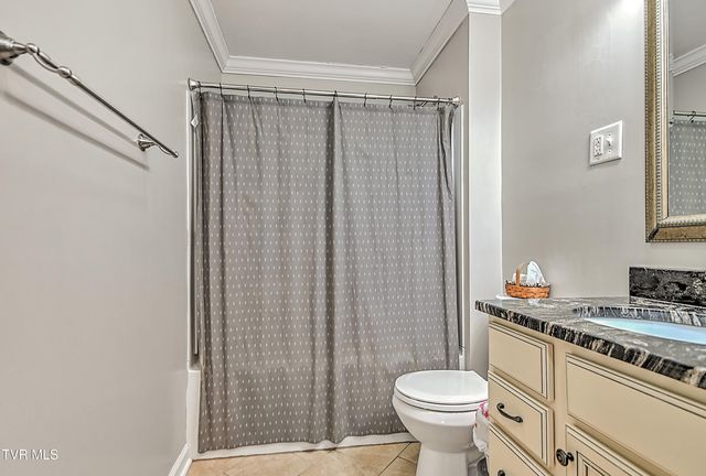 525 Cheyenne Road, Bristol, VA 24201