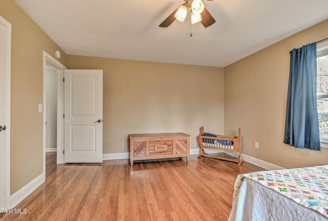 525 Cheyenne Road, Bristol, VA 24201