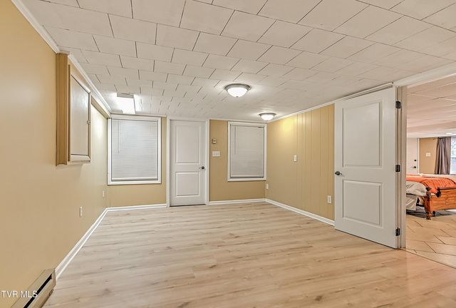 525 Cheyenne Road, Bristol, VA 24201