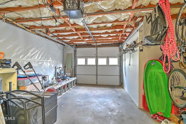 525 Cheyenne Road, Bristol, VA 24201