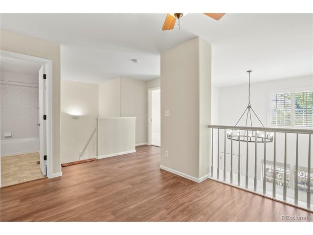 546 Lost Valley Pt, Castle Rock, CO 80108