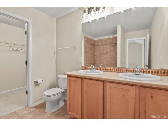 546 Lost Valley Pt, Castle Rock, CO 80108