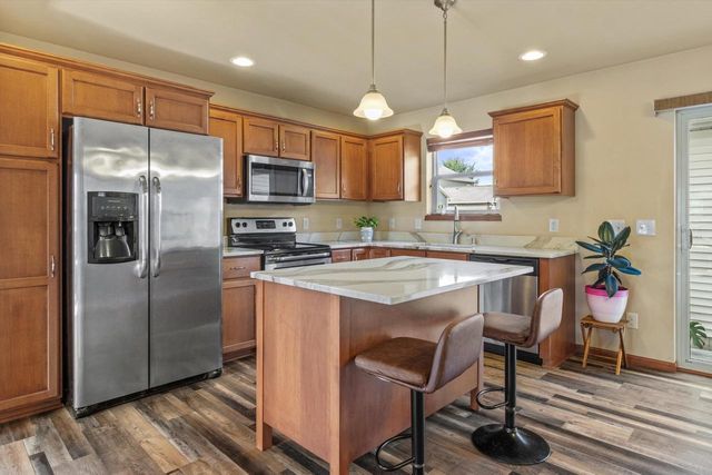 209 Shady Leaf Road, Madison, WI 53718
