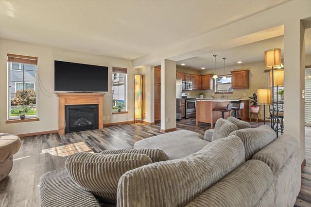 209 Shady Leaf Road, Madison, WI 53718