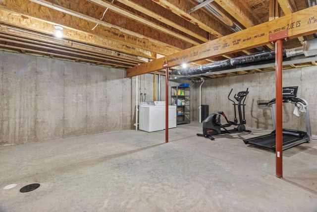 209 Shady Leaf Road, Madison, WI 53718