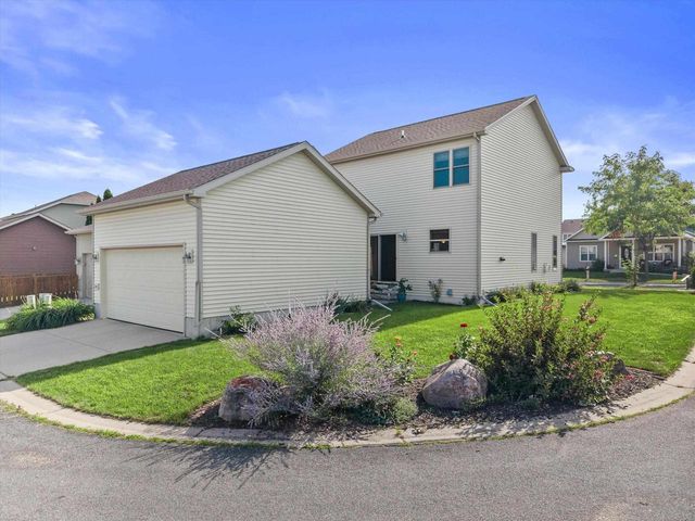 209 Shady Leaf Road, Madison, WI 53718