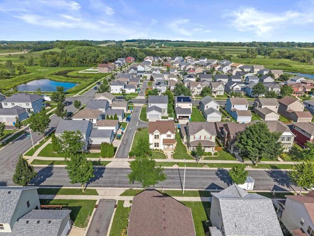 209 Shady Leaf Road, Madison, WI 53718