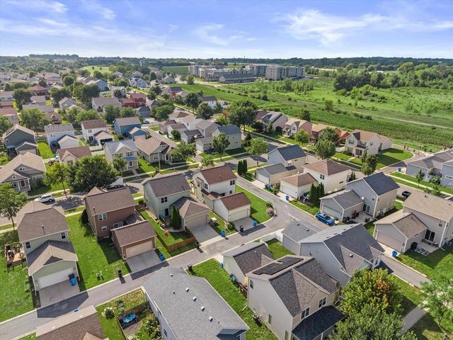 209 Shady Leaf Road, Madison, WI 53718