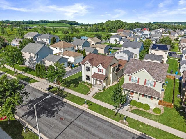 209 Shady Leaf Road, Madison, WI 53718