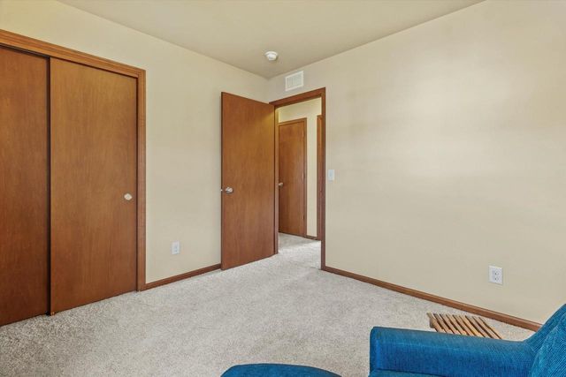 209 Shady Leaf Road, Madison, WI 53718