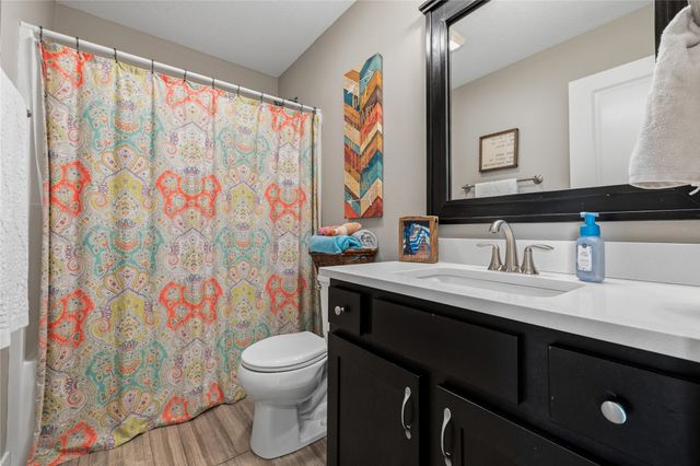 2231 NW Chapel Lane, Ankeny, IA 50023