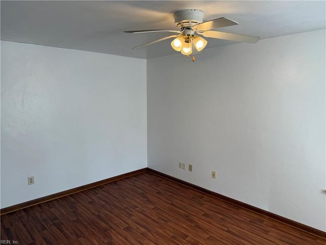 3464 Clover Meadows DR, Chesapeake, VA 23321