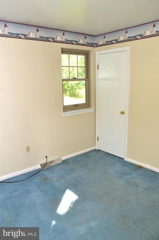 2527 VALLEY DR, Lancaster, PA 17603