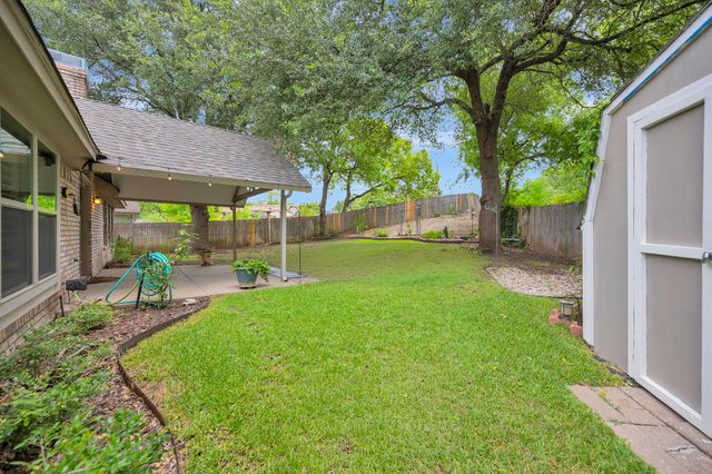4731 Saddlebrook Drive, Benbrook, TX 76116