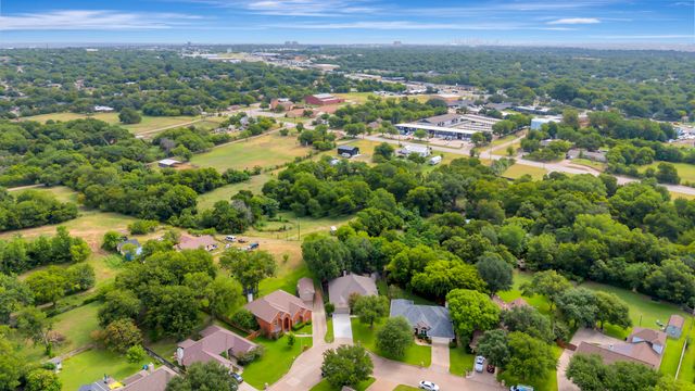 4731 Saddlebrook Drive, Benbrook, TX 76116