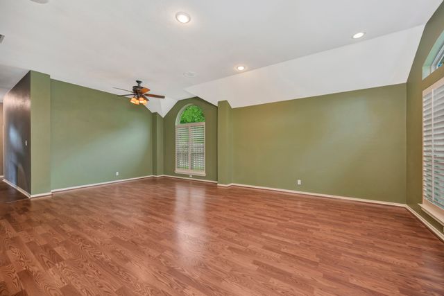 4731 Saddlebrook Drive, Benbrook, TX 76116