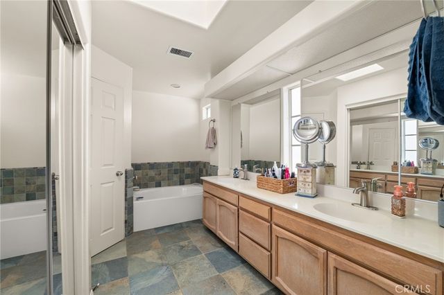 831 Arbor Cir, La Verne, CA 91750