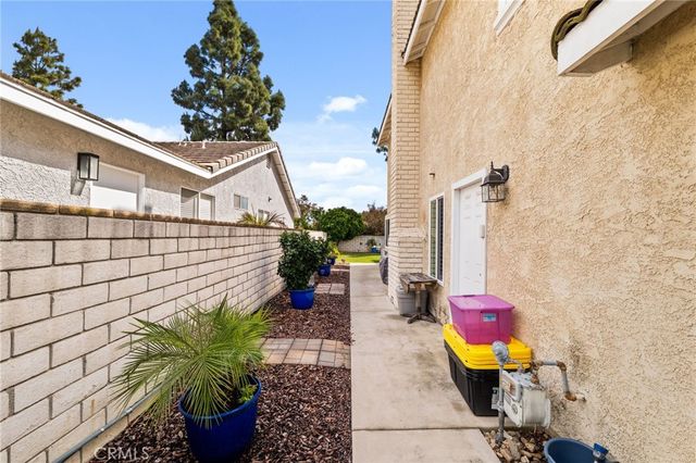 831 Arbor Cir, La Verne, CA 91750