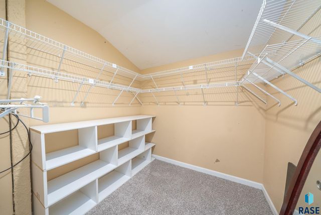 504 S 5th Ave Avenue, Sioux Falls, SD 57104