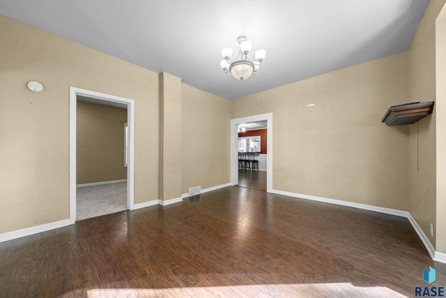 504 S 5th Ave Avenue, Sioux Falls, SD 57104