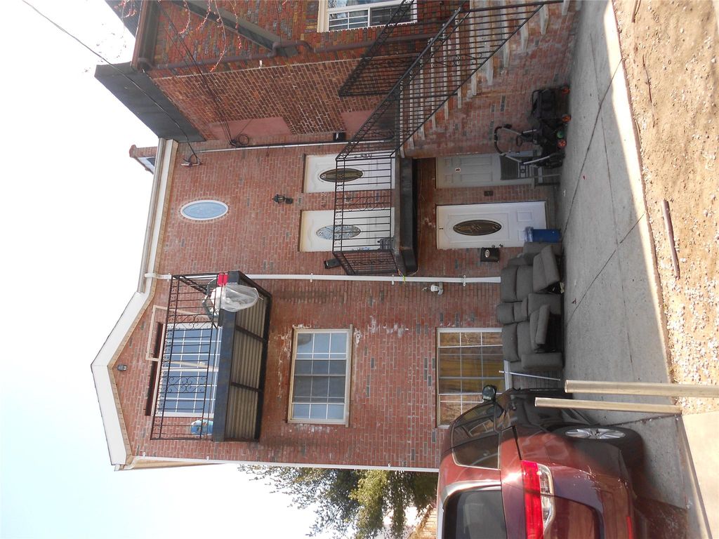 4172 De Reimer Avenue, Bronx, NY 10466