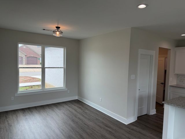 82 Dove Ln, Vilonia, AR 72173