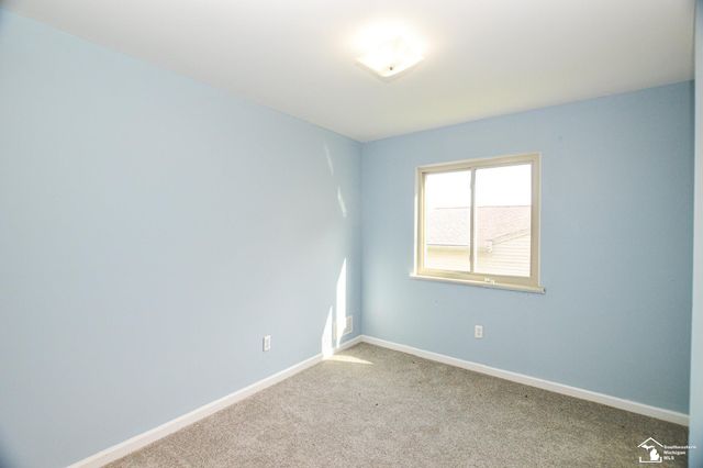 8675 Lillian Drive, Newport, MI 48166