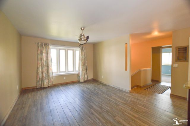 8675 Lillian Drive, Newport, MI 48166