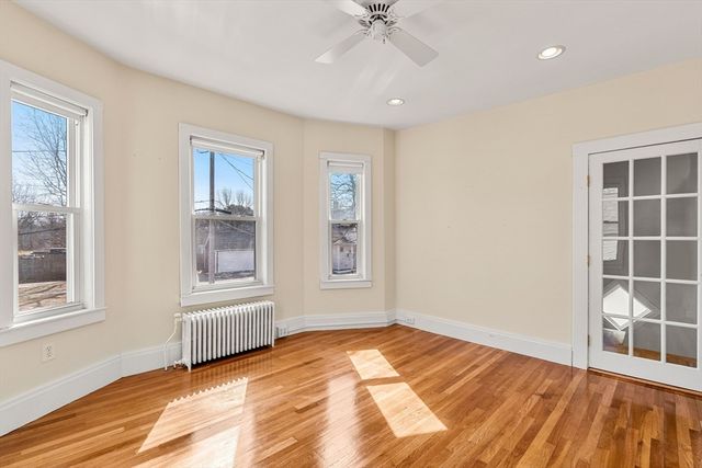 41-43 Highland Ave, Chelmsford, MA 01863
