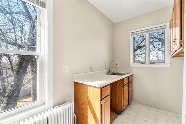 41-43 Highland Ave, Chelmsford, MA 01863