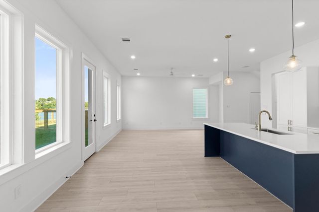 10092 Serrano Park Drive, Houston, TX 77075