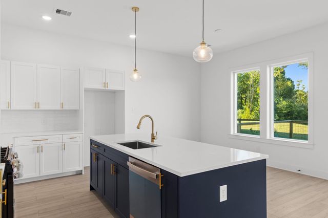 10092 Serrano Park Drive, Houston, TX 77075