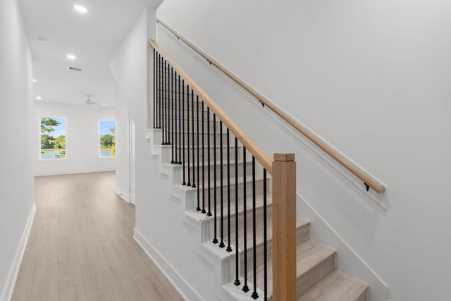 10092 Serrano Park Drive, Houston, TX 77075