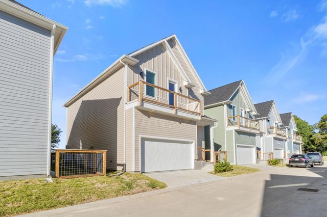 10092 Serrano Park Drive, Houston, TX 77075