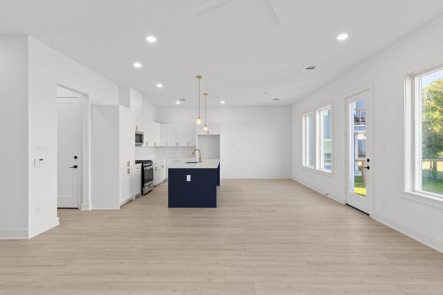 10092 Serrano Park Drive, Houston, TX 77075