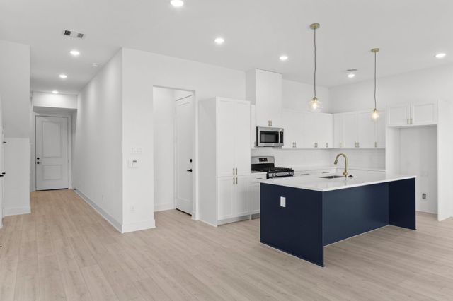 10092 Serrano Park Drive, Houston, TX 77075