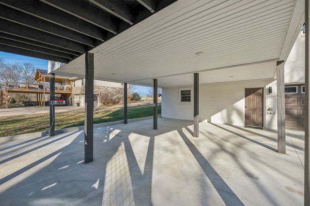 265 N Wessington Pl, Hendersonville, TN 37075