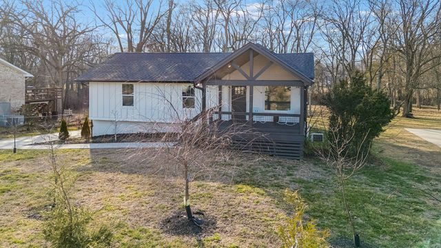 265 N Wessington Pl, Hendersonville, TN 37075
