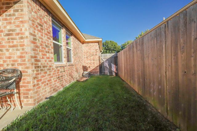 2119 Loc Loma Lane, La Porte, TX 77571