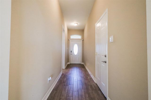 2119 Loc Loma Lane, La Porte, TX 77571