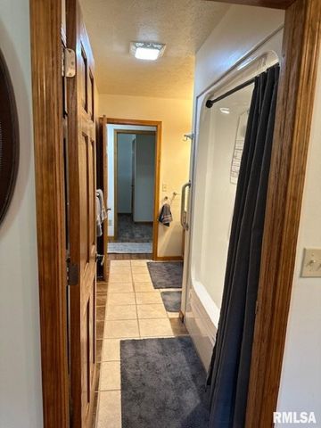 1211 N 1600 E Road, Taylorville, IL 62568