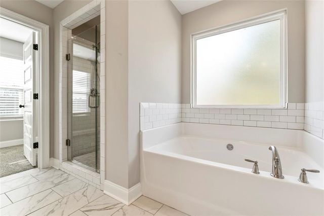 805 Carnegie Court, Locust Grove, GA 30248