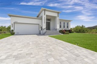 15109 Aquarius Circle, Port Charlotte, FL 33981